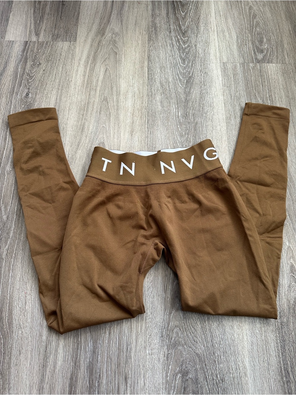 NVGTN women’s workout leggings
